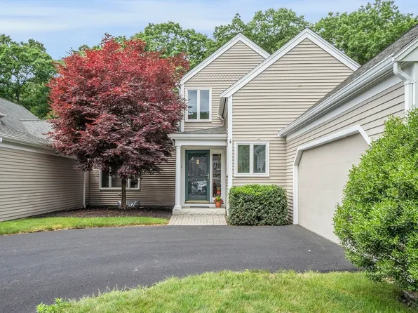 4 Thornton Ln Unit 4, Concord, MA 01742