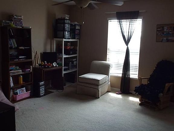 5th image of 660 Sunway Ln