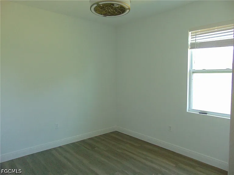 9020 E Castle Cir — Photo 15
