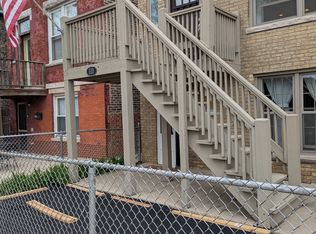 510 W 45th St #1, Chicago, IL 60609