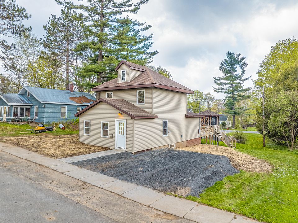 1st image of 44 Lakeview Ave