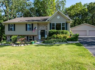 1305 13th St, Winthrop Harbor, IL 60096