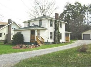 2566 Mercer St, Sandy Lake, PA 16145