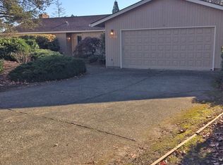 4530 NW Salishan Dr, Portland, OR 97229