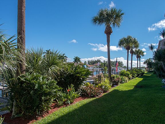 5th image of 1101 Pinellas Bayway S APT 104