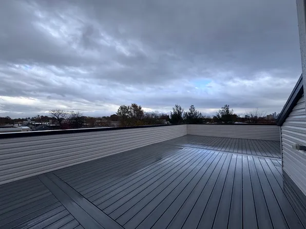 125 Collard Street image 8 of 9