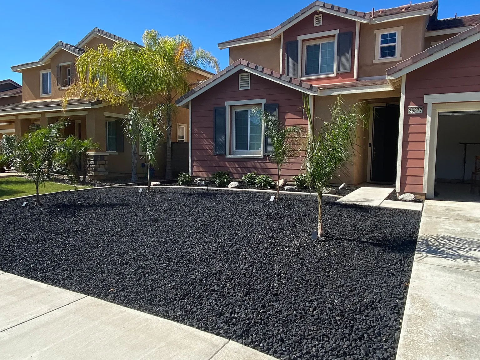 5 bed, 2437 sqft, $3,400 — Photo 2
