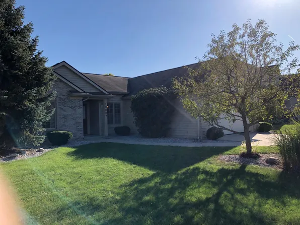 15007 S Harbourside Dr, Fort Wayne, IN 46814
