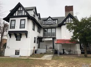 13745 Belknap St, Jamaica, NY 11413