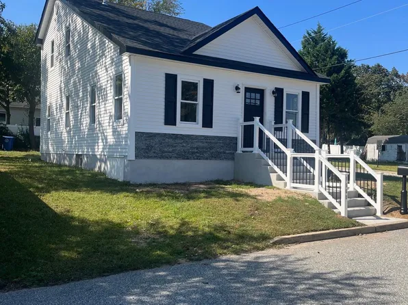 1568 Center St, West Deptford, NJ 08086