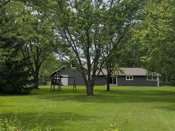 4th image of 40851 N Black Oak Ave