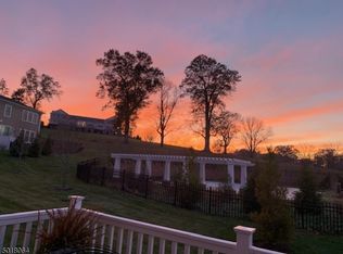 5 Dana Ct #58, Morristown, NJ 07960