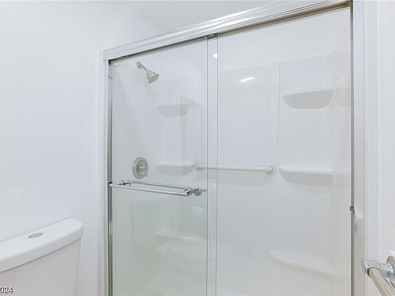5th image of 5904 Gordon Ave
