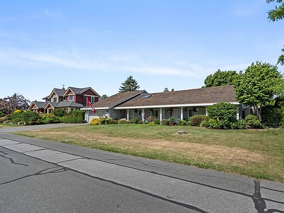 4th image of 901 Jackson Way