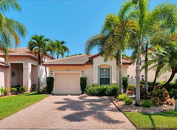 2nd image of 19251 NW 12th Mnr