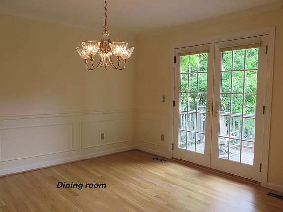 5th image of 6853 Melrose Dr