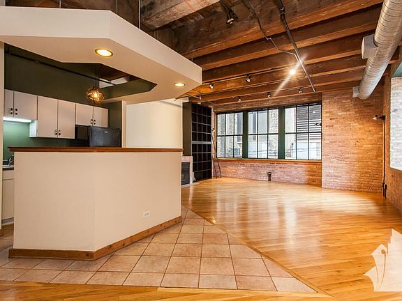 2nd image of 732 S Financial Pl #2NDFLOORLO