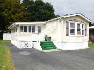 17 Tess Dr, Lafayette, NJ 07848