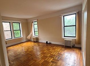 35-18 31st Ave #4B, Astoria, NY 11106