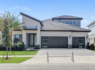 35564 Big Hawk Dr, Zephyrhills, FL 33541