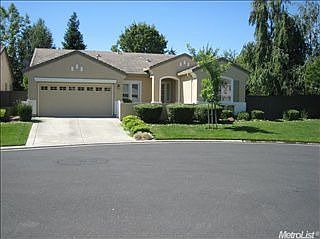 2nd image of 9460 Emerald Cove Ln