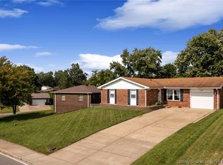 1916 Bono Rd, New Albany, IN 47150