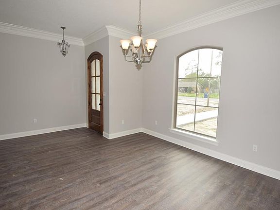 5th image of 2478 E Laura Dr
