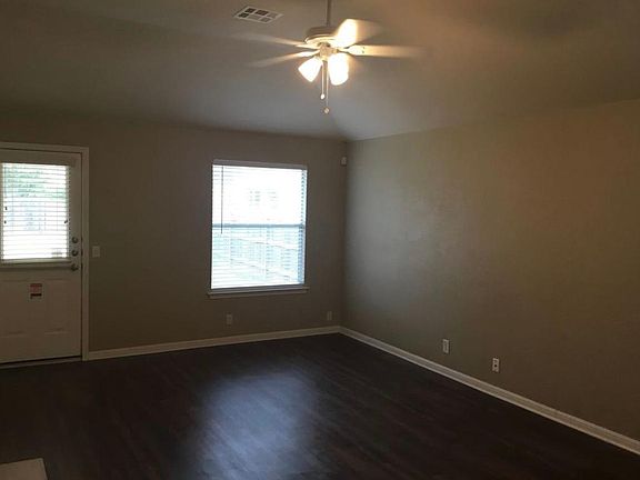 4th image of 2511 Elara Dr
