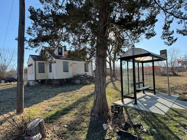 4320 Bunkum Rd, East Saint Louis, IL 62204