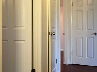 20084 Lake Chabot Rd, Castro Valley, CA 94546