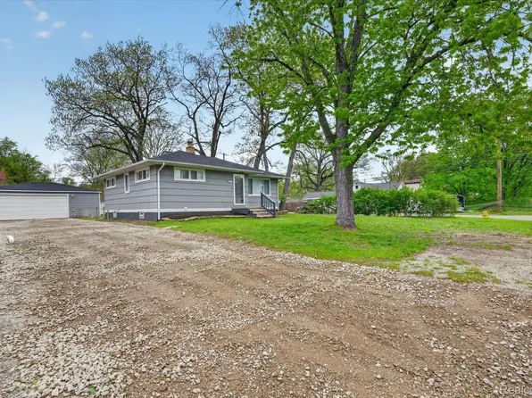 35808 Schley Ave, Westland, MI 48186