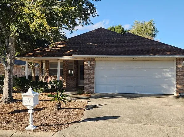 3849 Windsor Castle Blvd, Milton, FL 32583