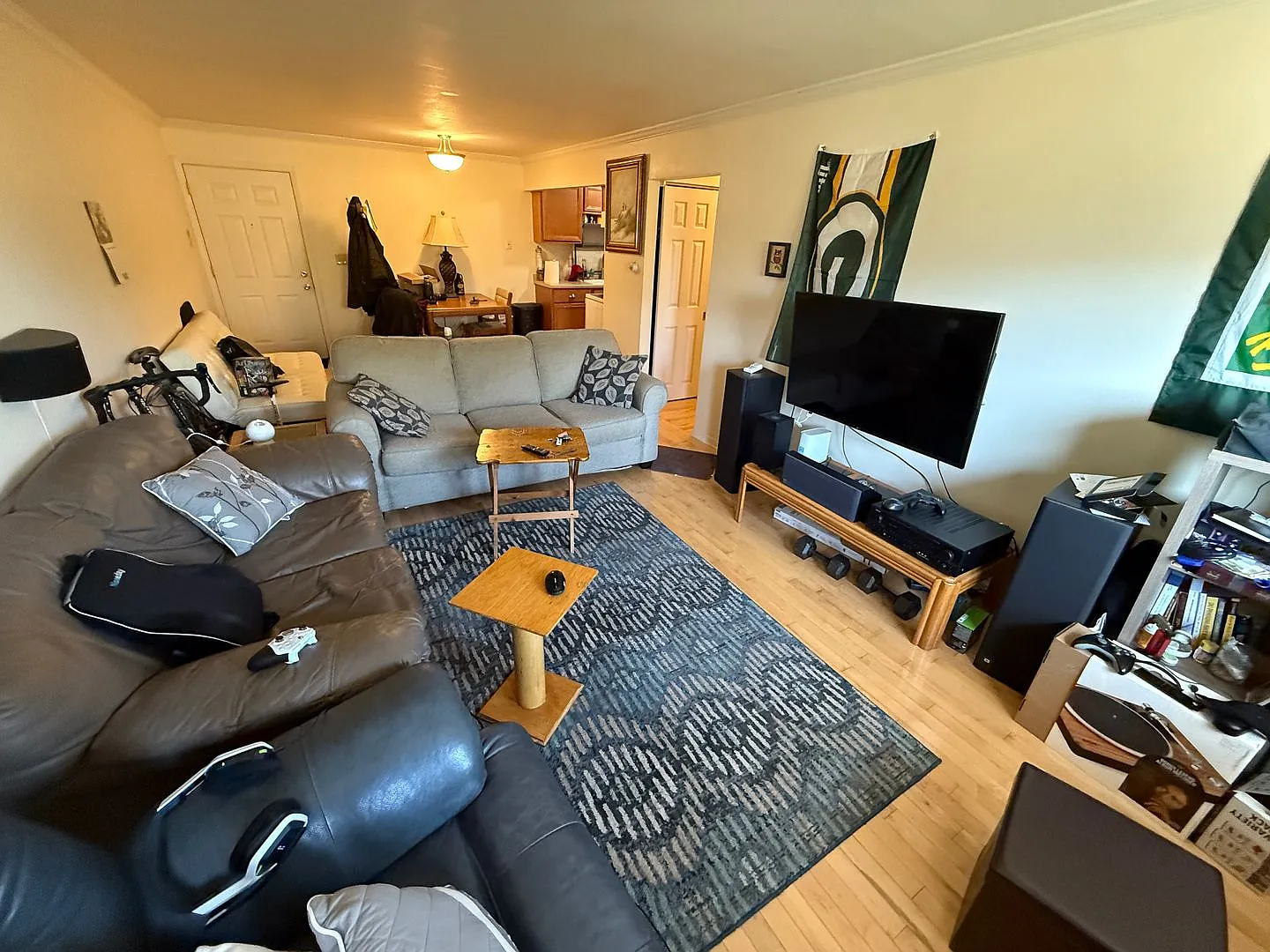 2030 N. Oakland Ave. — Photo 3