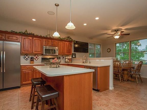 4th image of 2104 Glen Oaks Knl