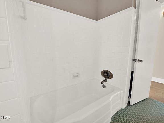 5th image of 1215 W 11th St