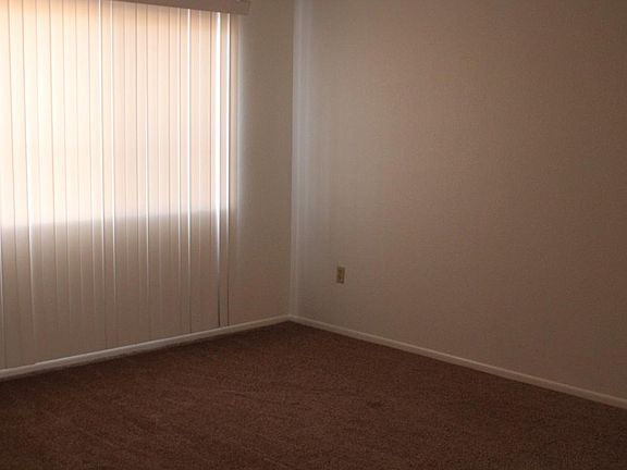 5th image of 5323 N 19th Ave Unit 12