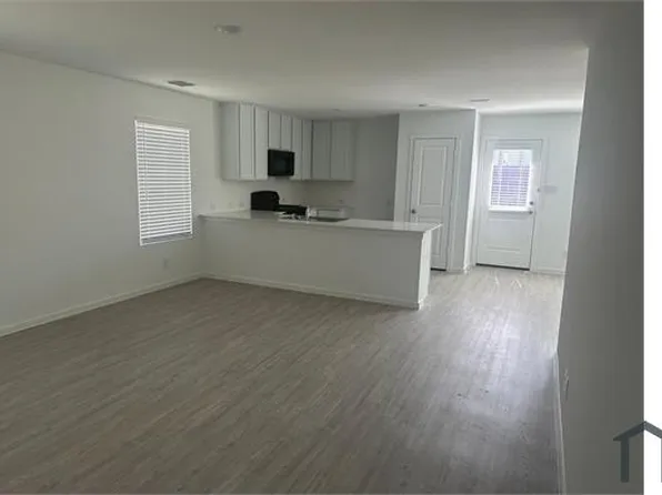 1430 Merlin Bluff St, Forney, TX 75126