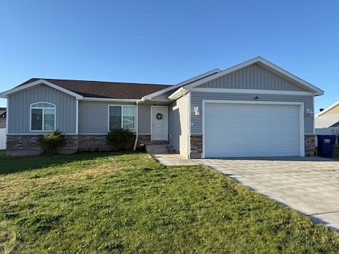 2nd image of 3917 Slate Dr
