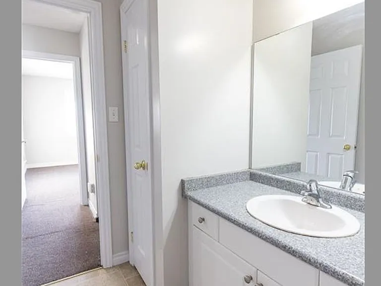 600 Sarnia Rd #47 — Photo 19