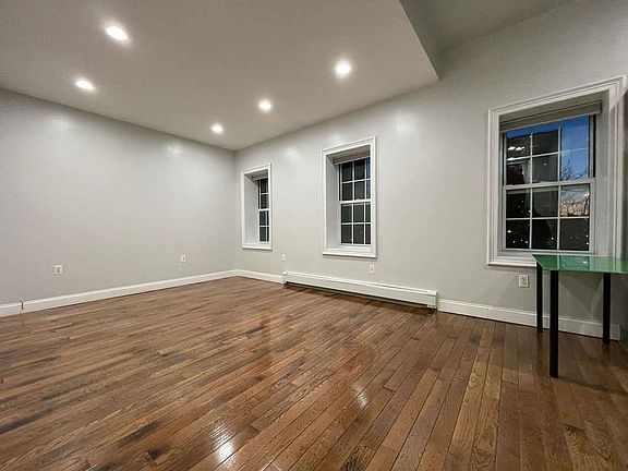 2nd image of 70 Manhattan Ave #2F