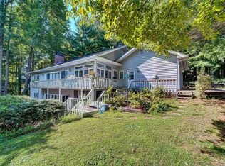1248 Chatuge Village Cir, Hayesville, NC 28904