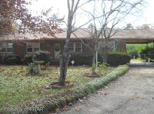 308 Badger Ct, Fayetteville, NC 28303