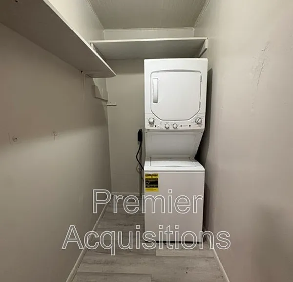 478 Dulaney Ave — Photo 7