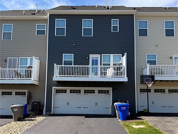 2nd image of 1062 Adair Ave