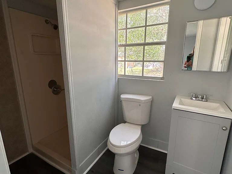 2nd bathroom