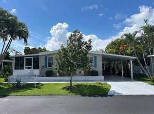28 Manor Dr #28, Fort Pierce, FL 34982