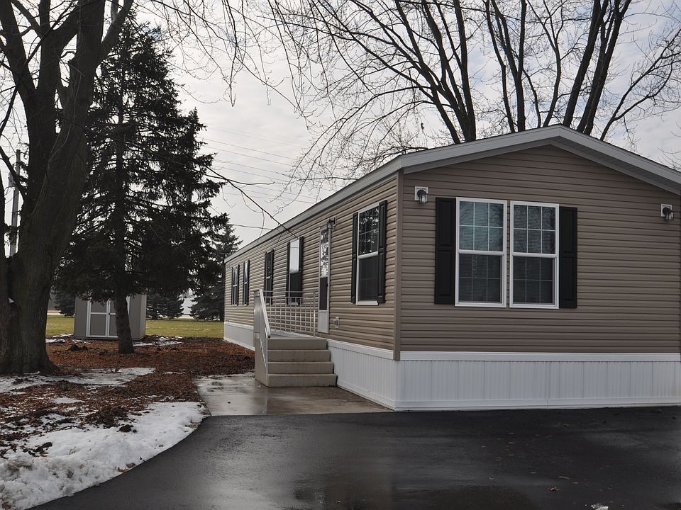 1st image of 34 Sunny Ln