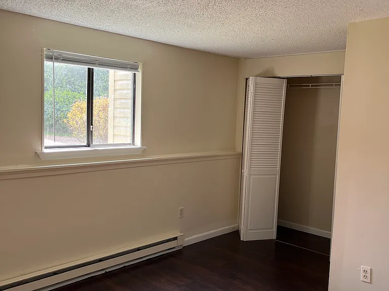 20 Burgundy Hill Ln #20 — Photo 12