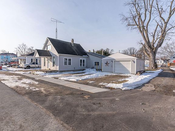 5th image of 205 N Koke St