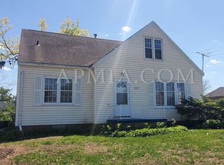 3225 12th Ave SW, Cedar Rapids, IA 52404